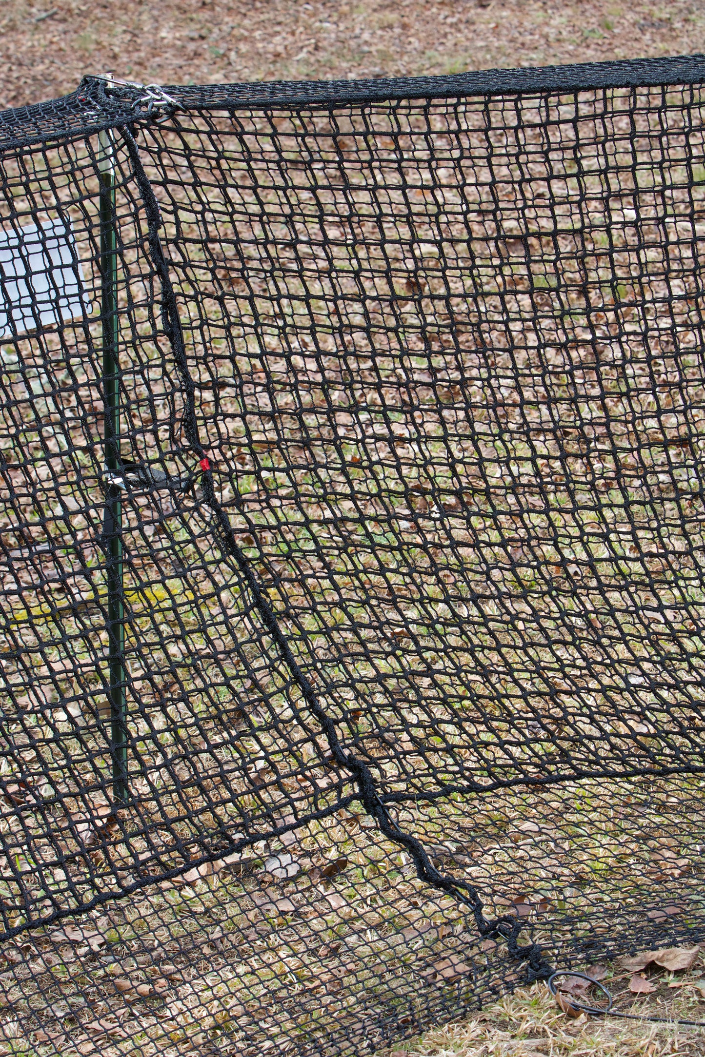 Full View of the Easy Pull Cable Seam woven into the seam of the Pig Brig Trap System