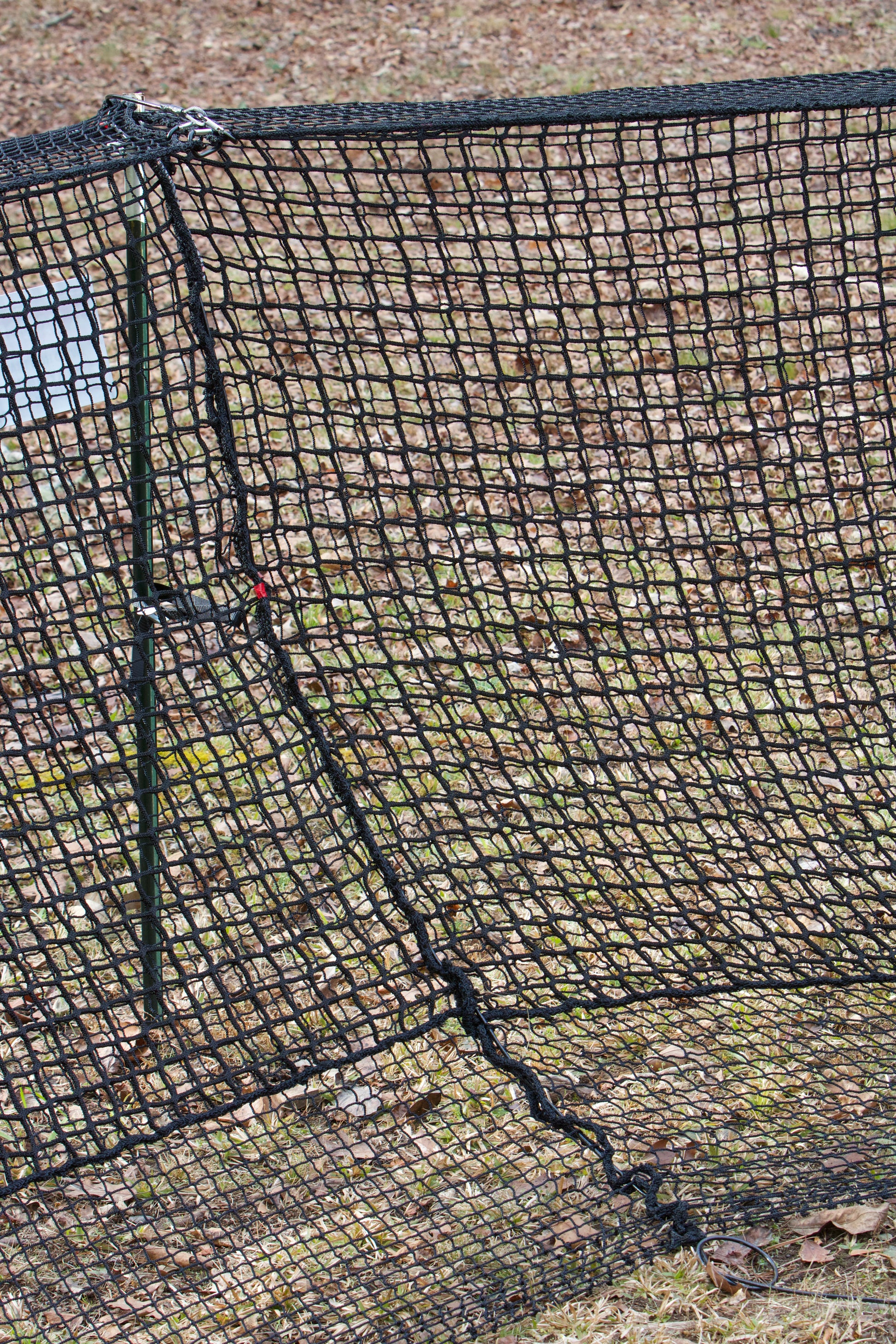 Full View of the Easy Pull Cable Seam woven into the seam of the Pig Brig Trap System